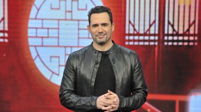 ظافر العابدين: أمي مريضة وسفير تونس بفرنسا منعني من زيارتها (فيديو)