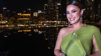 هند صبري : فخورة و سعيدة بتكريمي من مجلة 'enigma' بدبي (صور)