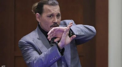 جوني ديب عن طليقته : كانت تضربني وأفقدتني كل شيء