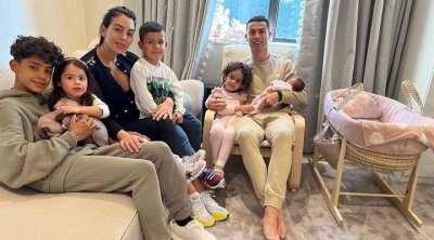 Cristiano Ronaldo dévoile une première photo de famille avec sa fille  