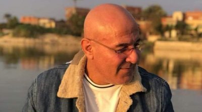 إنتحار صحفي مصري في مكتبه 