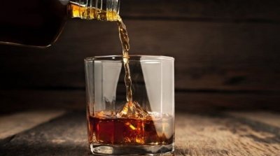 القصرين : وفاة رجل بعد إحتسائه كمية كبيرة من المشروبات الكحولية 