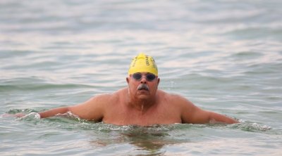 نجيب بالهادي يؤكد إعتراف المنظمة الدولية للسباحة بإنجازه والأخيرة تنفي 