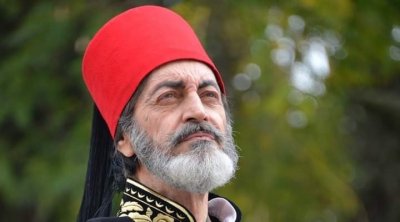 وزارة الثقافة تنعى الممثّل الكبير هشام رستم 