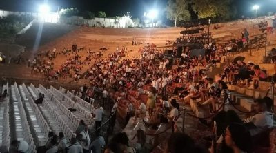 وسط حضور جماهيري محتشم..سهرة لبنانية تونسية مشتركة على مسرح قرطاج