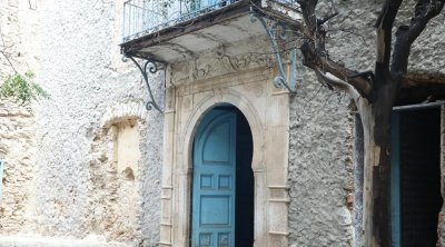 وزيرة الثقافة تدعو إلى الإسراع في ترميم برج البكوش الأثري بأريانة