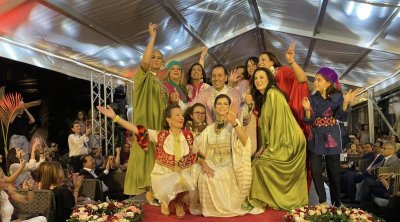 ناجيات من سرطان الثدي بطلات عرض أزياء ''أكتوبر الوردي'' (صور)