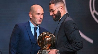 Karim Benzema sacré meilleur joueur du monde