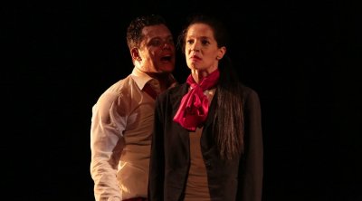 مسرحية ''آخر مرة'' لوفاء الطبوبي تحصد 3 جوائز في بغداد