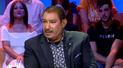 العياشي العجرودي يكذب النقار: كان يخلص 5 ملايين و شريتلو زوز كراهب (فيديو)