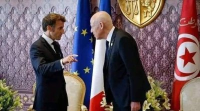 حاتم المليكي: أطالب فرنسا بالإعتذار عن الإشارة بالإصبع من ماكرون إلى سعيد