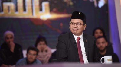 سفير أندونيسيا بتونس : أقوم بتنظيف قبر الطاهر بن عاشور مرة كل شهر 