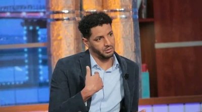 عصام جمعة يتهم فنانة تونسية مقيمة بدبي وضعت له السحر في الملوخية (فيديو)