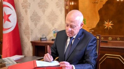 Saïed émet le décret convoquant les électeurs au second tour des législatives