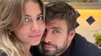 بيكيه يتجاهل شاكيرا و ينشر صورته مع حبيبته الجديدة 