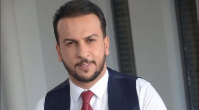 محمد الخماسي يطالب قناة قرطاج + بمستحقاته المادية 