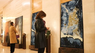 Mövenpick Hotel du Lac Tunis : Exposition en avant-première de l'artiste Tine Decroix 