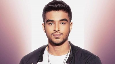 فنان مصري يعلن اعتزاله بعد مشاهدته فيلم ''الرسالة''