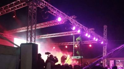 قبلي : توقف حفل ''سمارا'' جراء تدافع الجماهير