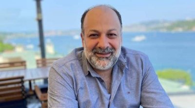 وفاة الممثل شادي زيدان شقيق أيمن زيدان 