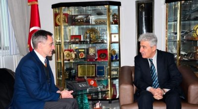 Tunisie : Imed Mémiche s’entretient avec l’ambassadeur des Etats-Unis à Tunis