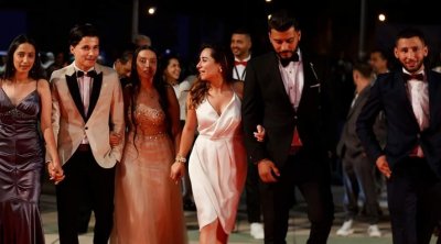 تتويج أبطال فيلم ''تحت الشجرة'' في بوركينا فاسو