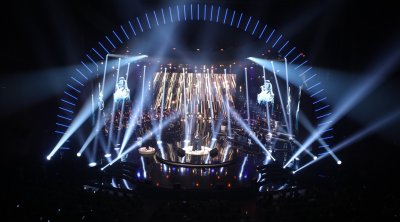 انطلاق عروض مسابقة الأغنية الوترية في سهرة خاصة لروح الفنانيْن محمد الجموسي ونعمة