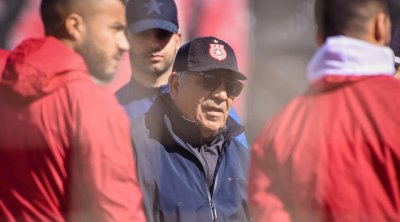 فوزي البنزرتي يبحث الصدراة للنجم الساحلي في أول مباراة 