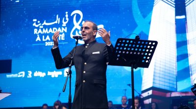 ''نشيد الفرح... إلى يانيس'' لشادي القرفي يمتع جمهور رمضان المدينة