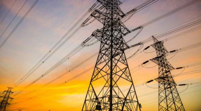 إنطلاق اشغال بناء خط لنقل الكهرباء من برج بورقيبة الى تطاوين قريبا