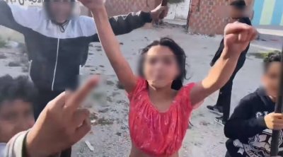 تمتيع الأطفال الذين جسدوا مشاهد راقصة في فيديو أثار جدلا بإشتراكات مجانية في دورات تكوينية