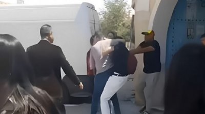 القيروان : تلميذ يفقد بصره ويودع بالإصلاحية بعد اتهامه بالإعتداء على أمني