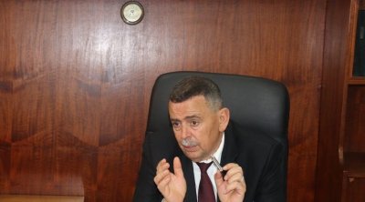 والي المنستير يطالب إذاعة الجهة ببرنامج يتحدث فيه عن مسار 25 جويلية 