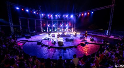 مجموعة مسار إجباري تمتع جماهير مهرجان الحمامات 