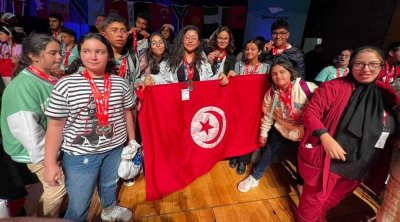 التونسية آية نقيص تتحصل على المرتبة الأولى في أولمبياد اللغة الإنقليزية
