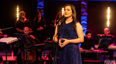 المطربة اللبنانية ولاء الجندي تطرب جماهير مهرجان الحمامات 