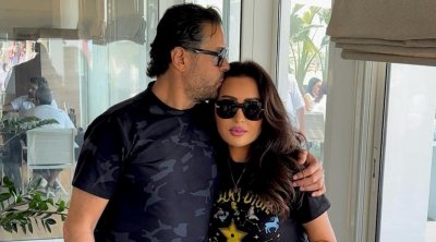 لطيفة العرفاوي تلتقي راغب علامة في تونس ... وتوجه رسالة له 