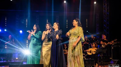 مهرجان الحمامات يحتفي بالأغنية النسائية في سهرة الإختتام (فيديو)