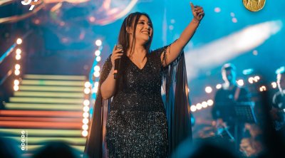 يسرى محنوش تطرب جمهور مهرجان قرطاج 