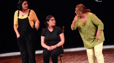 بنات سعاد في مهرجان الكراكة حلق الوادي: 'شبعة ضحك' في عرض عائلي بإمتياز