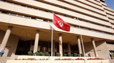 البنك المركزي : تواصل التعويل على تمويل البنوك للاقتصاد الوطني زاد من ضعف سيولتها