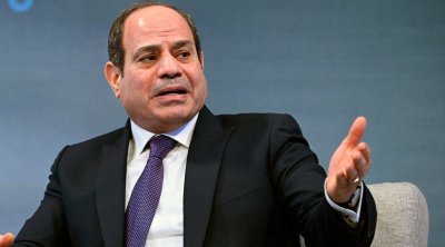 السيسي : فكرة تهجير الفلسطينيين إلى سيناء يعني جر مصر إلى حرب ضد إسرائيل