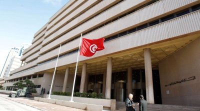 تونس : خبير اقتصادي يحذر من خطورة الضغط على السيولة 