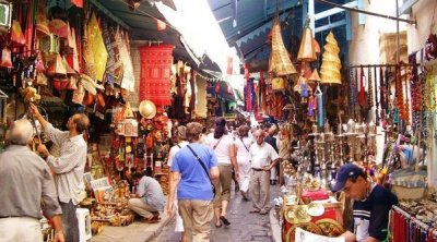 المنظمة التونسية لإرشاد الإستهلاك : 80% من المنتوجات المعروضة للسياح مقلدة و مستوردة