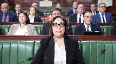 وزيرة التجارة تتّهم هذه الأطراف بافتعال أزمة الخبز