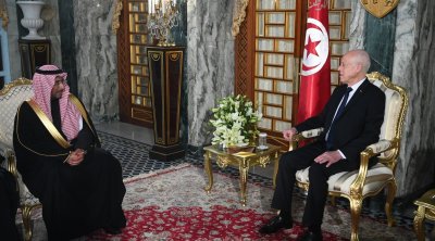 Le président de la République reçoit le ministre saoudien de l’Industrie