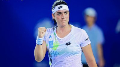 أنس جابر تتعاقد مع مستشهر سعودي 