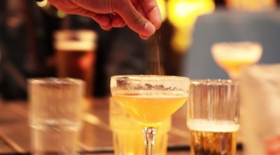 مدنين :  إيقاف 5 أشخاص بتهمة القتل العمد بكحول محلية الصنع