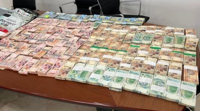 الديوانة التونسية تحجز مبالغ تفوق قيمتها 1.5 مليون دينار 