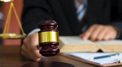 شبهات تبييض أموال تلاحق 20 شخصا من بينهم إعلاميين و وزراء سابقين